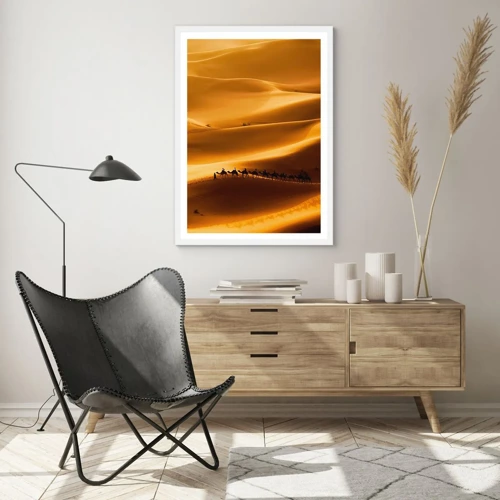 Plakát v bílém rámu - Karavana na vlnách pouště - 70x100 cm