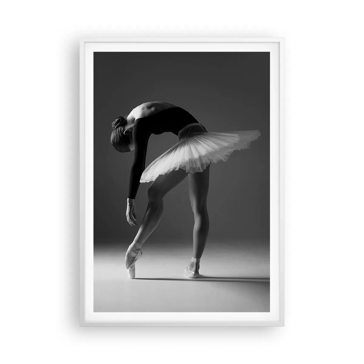 Plakát v bílém rámu - Bella ballerina - 70x100 cm
