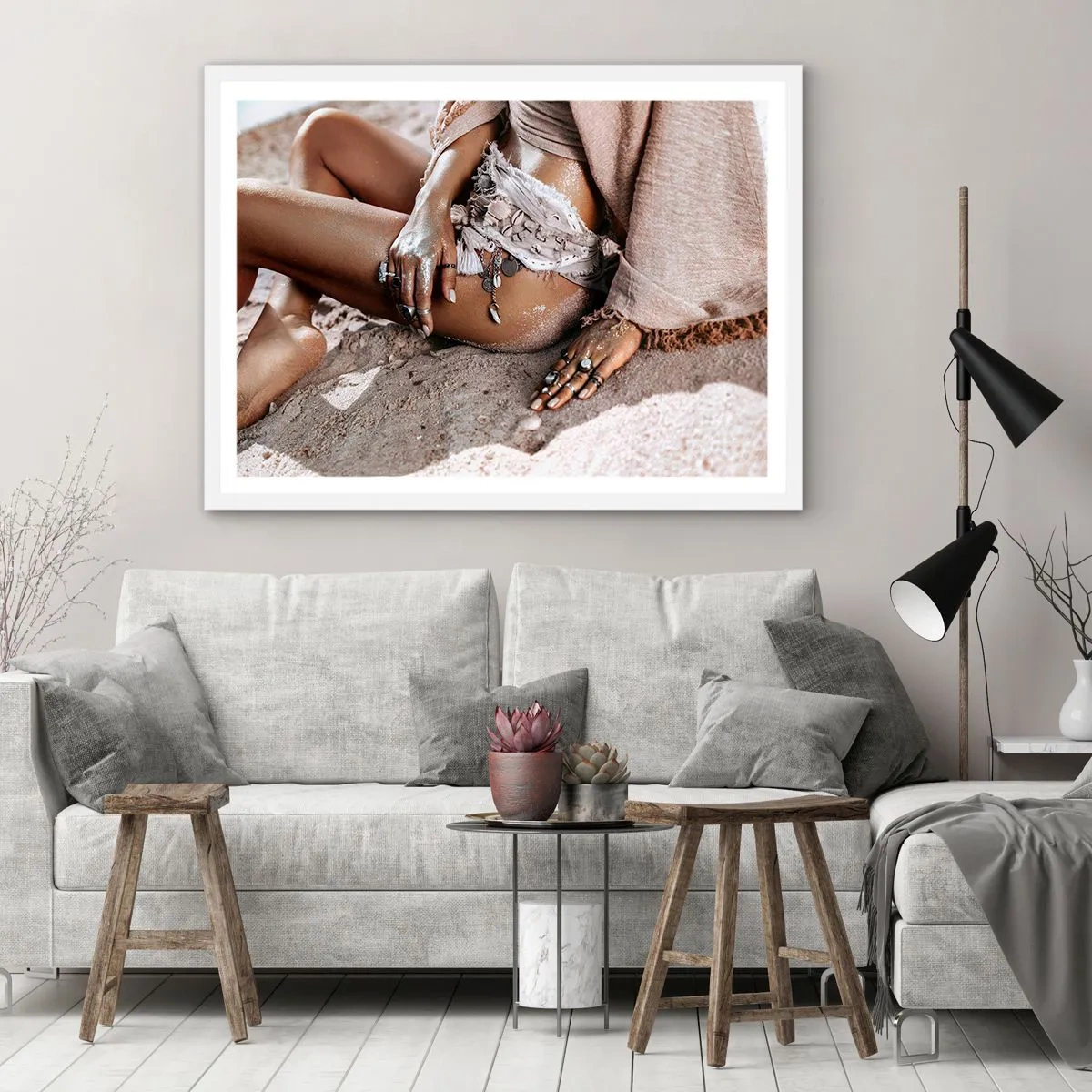 Plakát v bílém rámu - Vyplavena na břeh? - 50x40 cm