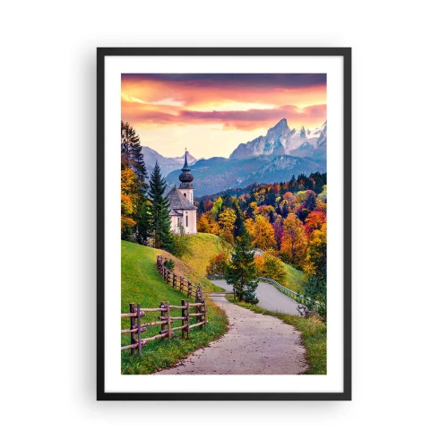 Plakát v černém rámu - Horská kaple mezi podzimními stromy při západu slunce - 50x70cm - Naprosto ideální krajina - Moderní nástěnná dekorace do obývacího pokoje a ložnice ARTTOR