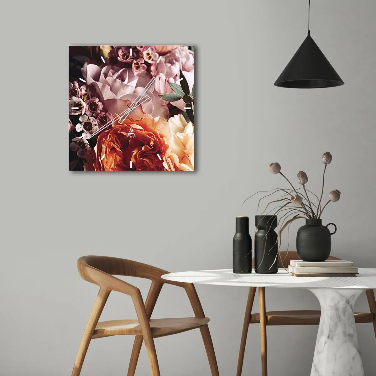 Nástěnné hodiny - Zabalené do krásy - 30x30 cm