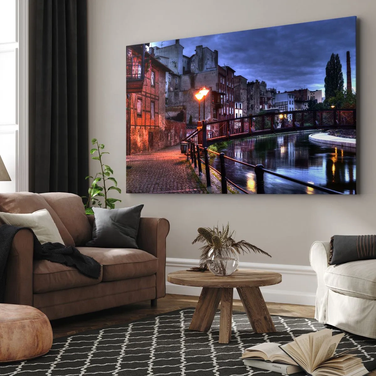 Obraz na plátně - Večerní pohled na činžovní domy a most přes kanál - 70x50cm - Takovou Bydhošť jsi neznal - Moderní nástěnná dekorace do obývacího pokoje a ložnice ARTTOR