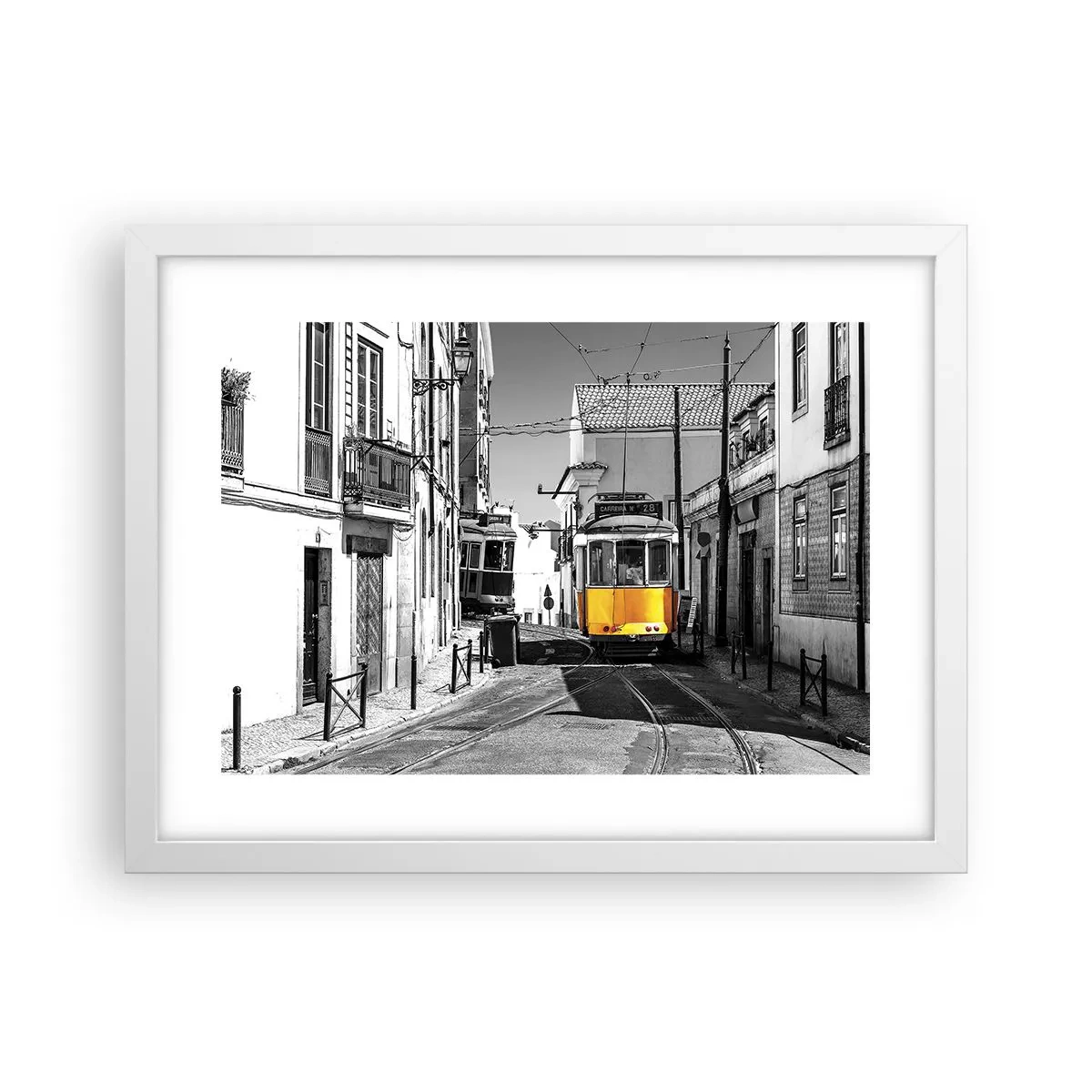 Plakát v bílém rámu - Duch Lisabonu - 40x30 cm
