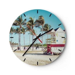 Nástěnné hodiny - Miami Beach s palmami a barevnou budovou plavčíka - 30x30cm - Čeká tě krásný den - Moderní nástěnná dekorace do obývacího pokoje, kuchyně a ložnice ARTTOR