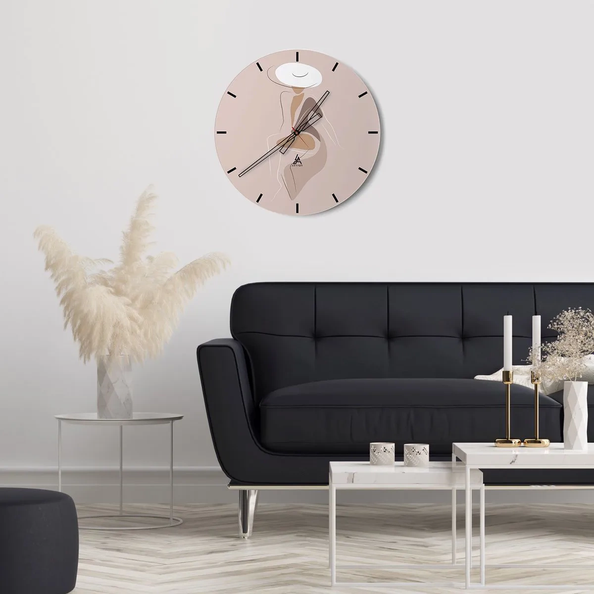 Nástěnné hodiny - Abstraktní silueta ženy v klobouku na béžovém pozadí - 30x30cm - Jak vypadá pravá dáma? - Moderní nástěnná dekorace do obývacího pokoje, kuchyně a ložnice ARTTOR