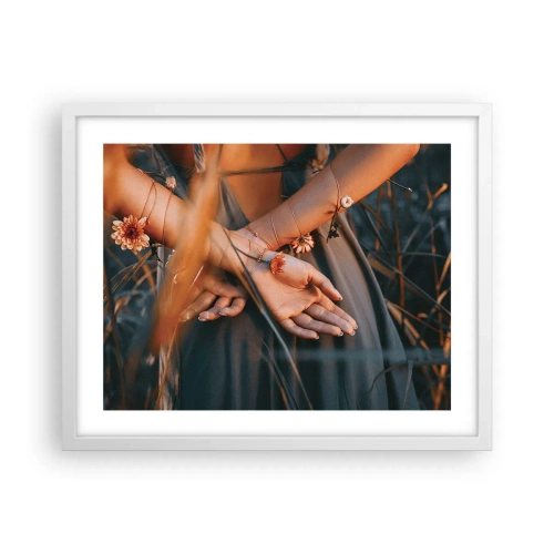 Plakát v bílém rámu - Propojená s přírodou - 50x40 cm