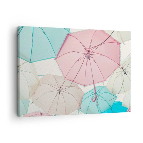 Obraz na plátně - Pastelové deštníky proti jasné obloze - 70x50cm - Občas slunce, občas déšť - Moderní nástěnná dekorace do obývacího pokoje a ložnice ARTTOR
