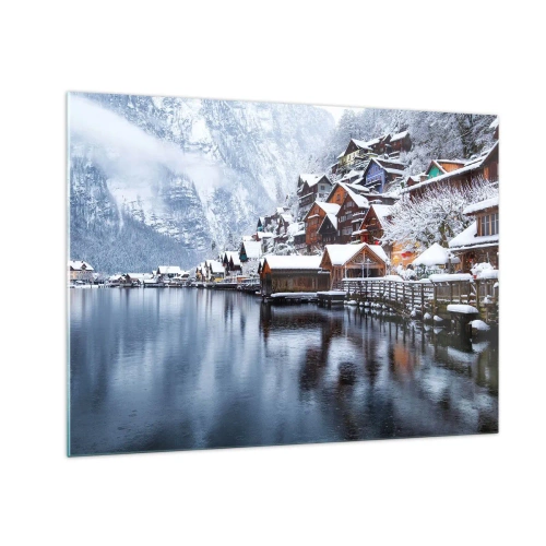 Obraz na skle - Horská vesnice u jezera, pokrytá sněhem v zimní krajině - 70x50cm - V zimní dekoraci - Moderní nástěnná dekorace do obývacího pokoje a ložnice ARTTOR