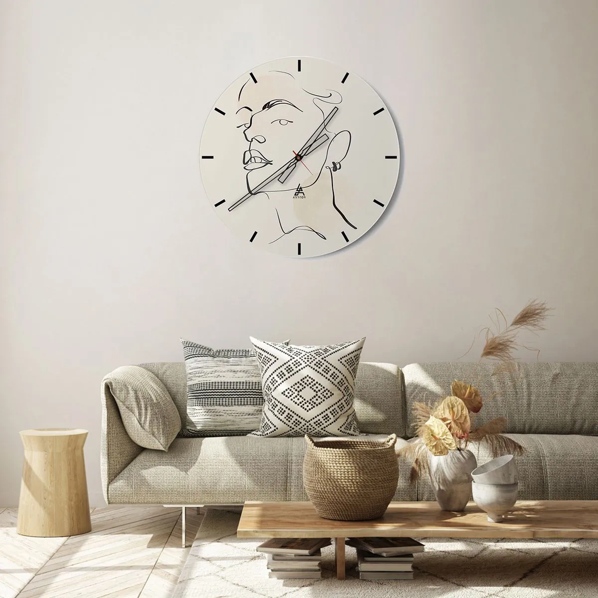 Nástěnné hodiny - Minimalistická linie vytvářející portrét ženy na světlém pozadí - 30x30cm - Hrdý pohled - Moderní nástěnná dekorace do obývacího pokoje, kuchyně a ložnice ARTTOR