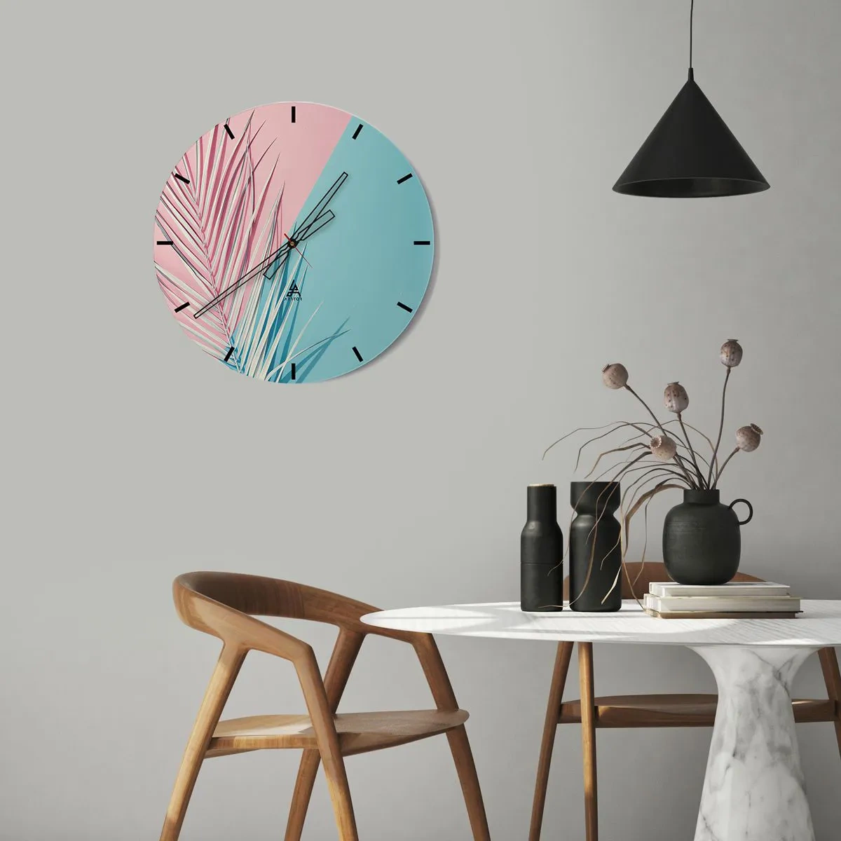Nástěnné hodiny - Palmové listy na pastelově růžovém a modrém pozadí - 30x30cm - Tropický dojem - Moderní nástěnná dekorace do obývacího pokoje, kuchyně a ložnice ARTTOR