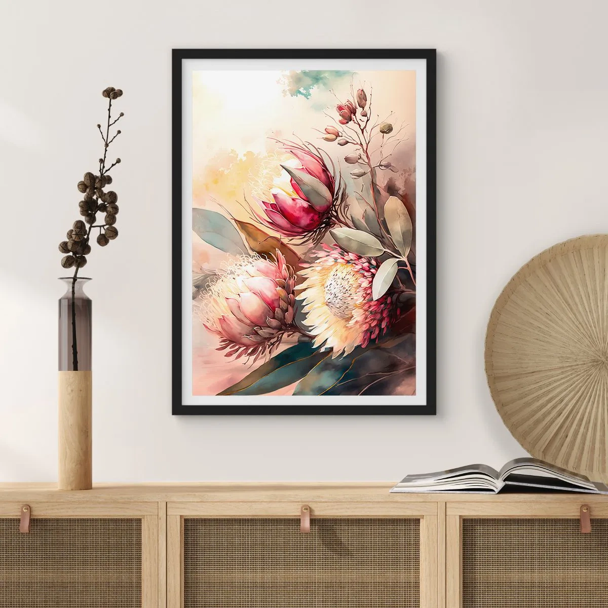 Plakát v černém rámu - Kytice proteových květů v jemných barvách - 50x70cm - Z profilu a en face - Moderní nástěnná dekorace do obývacího pokoje a ložnice ARTTOR