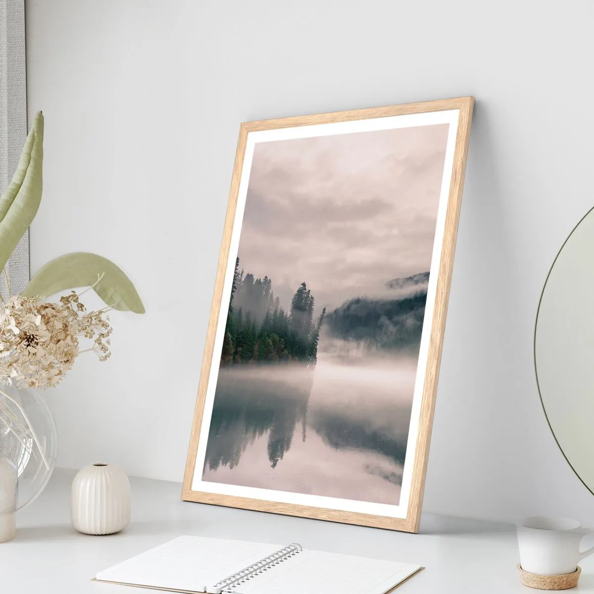Plakát v rámu světlý dub - V zamyšlení, v mlze - 70x100 cm