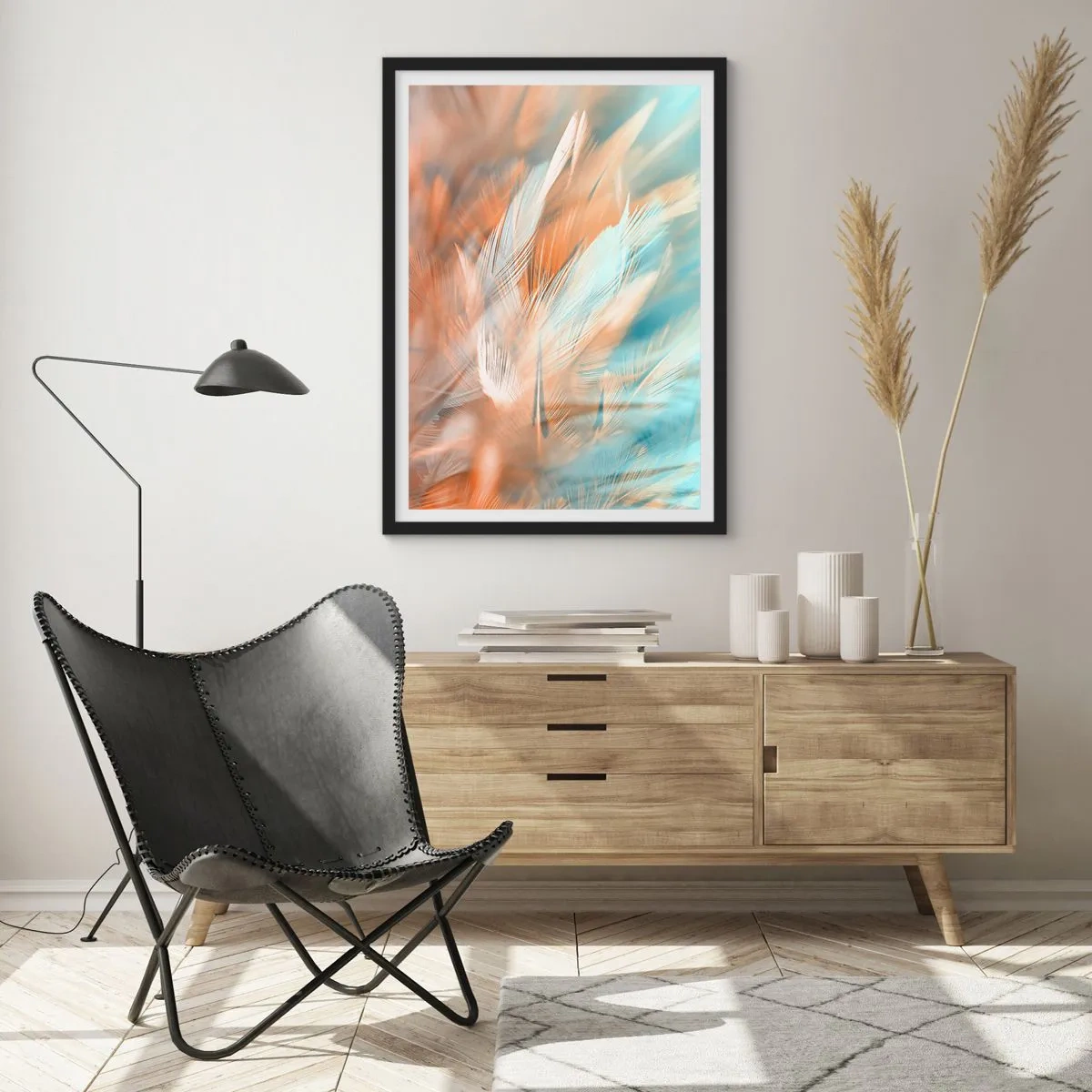 Plakát v černém rámu - Jemné peří v odstínech modré a broskvové - 50x70cm - V krajině něhy - Moderní nástěnná dekorace do obývacího pokoje a ložnice ARTTOR