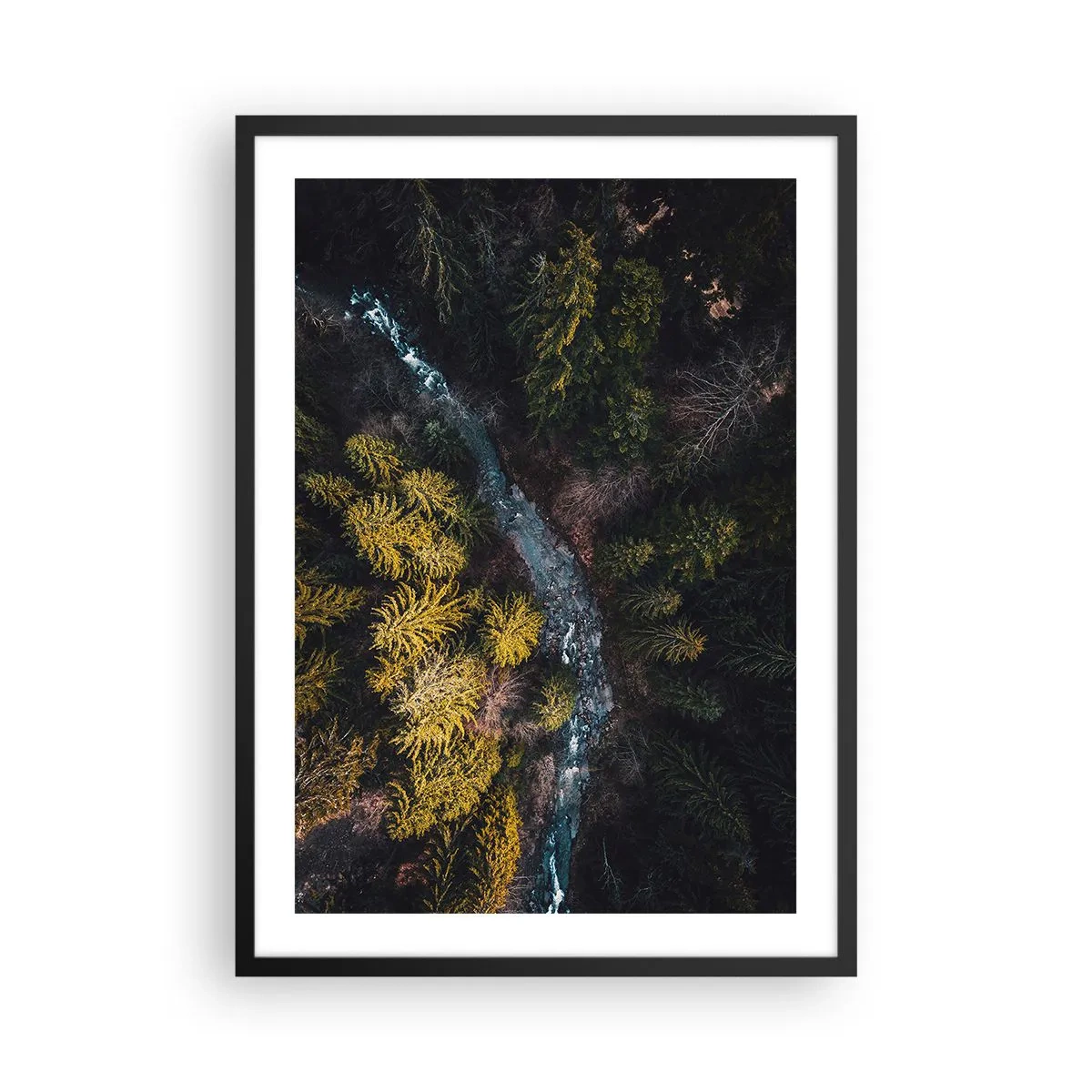 Plakát v černém rámu - Pohled na lesní potok z ptačí perspektivy - 50x70cm - Rychle, stále rychleji - Moderní nástěnná dekorace do obývacího pokoje a ložnice ARTTOR