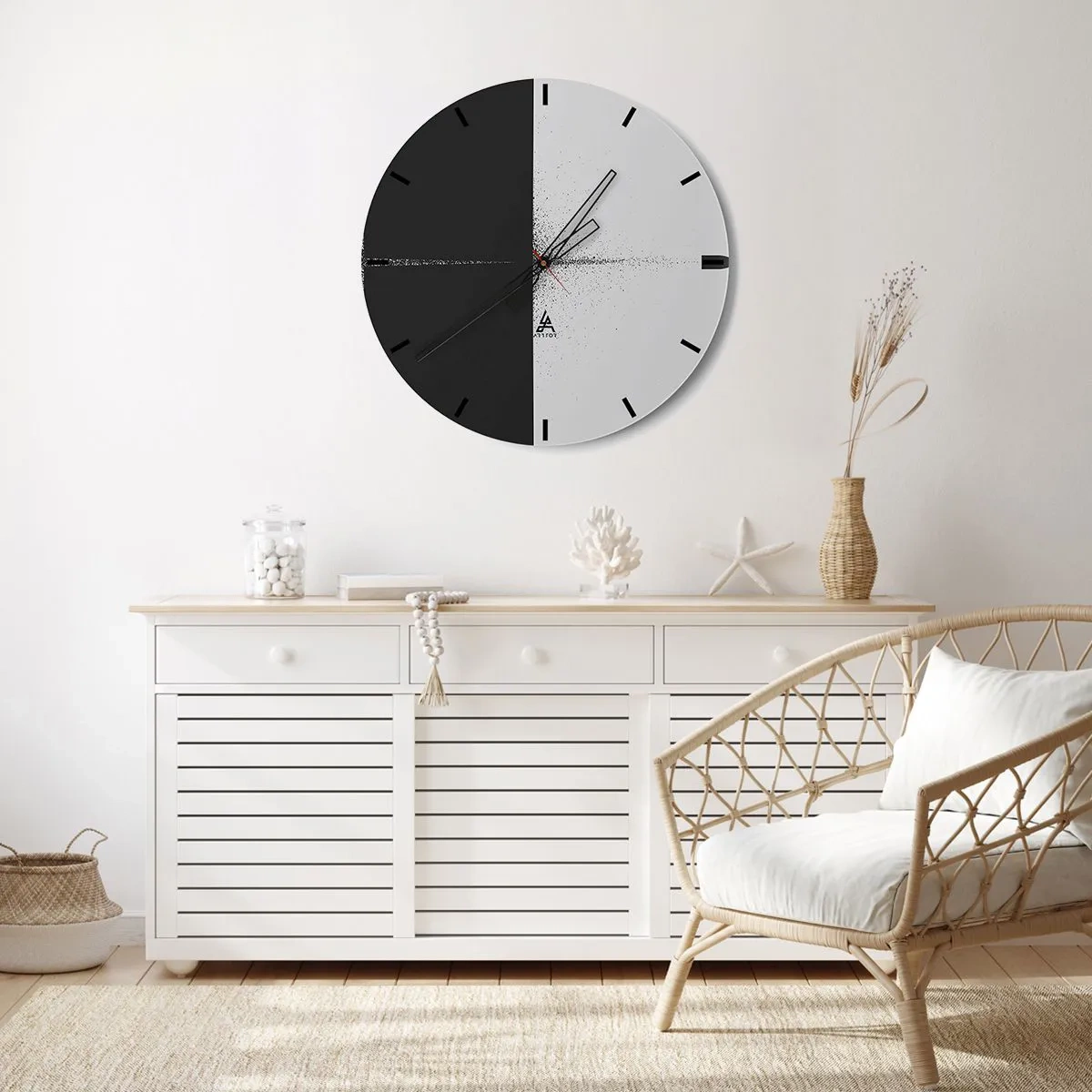 Nástěnné hodiny - Minimalistická abstrakce v černé a bílé - 30x30cm - Přímo k cílu - Moderní nástěnná dekorace do obývacího pokoje, kuchyně a ložnice ARTTOR