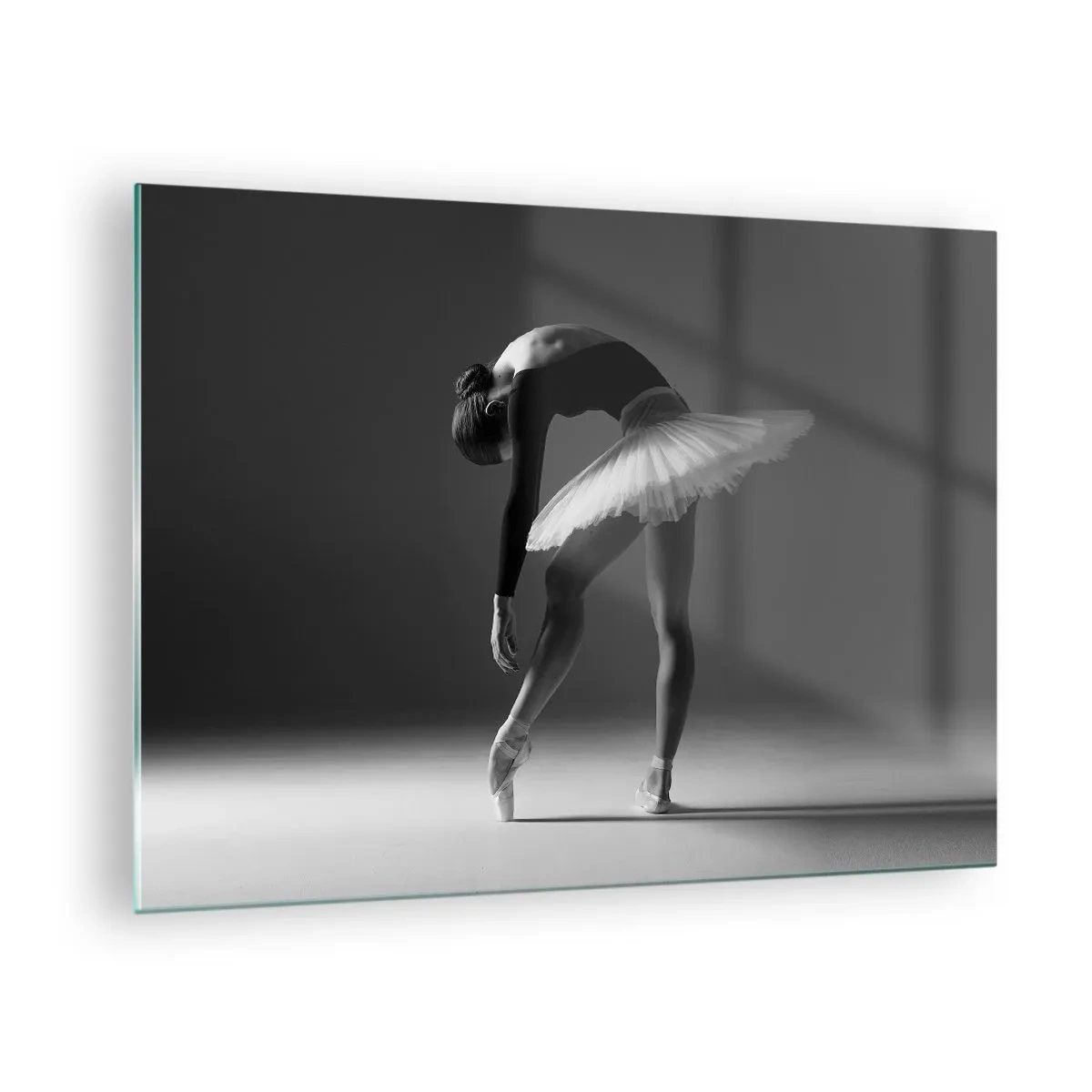 Obraz na skle - Černá a bílá silueta baletky v póze - 70x50cm - Bella ballerina - Moderní nástěnná dekorace do obývacího pokoje a ložnice ARTTOR