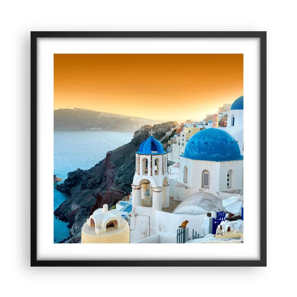 Plakát v černém rámu - Santorini - přitulené ke skalám - 50x50 cm