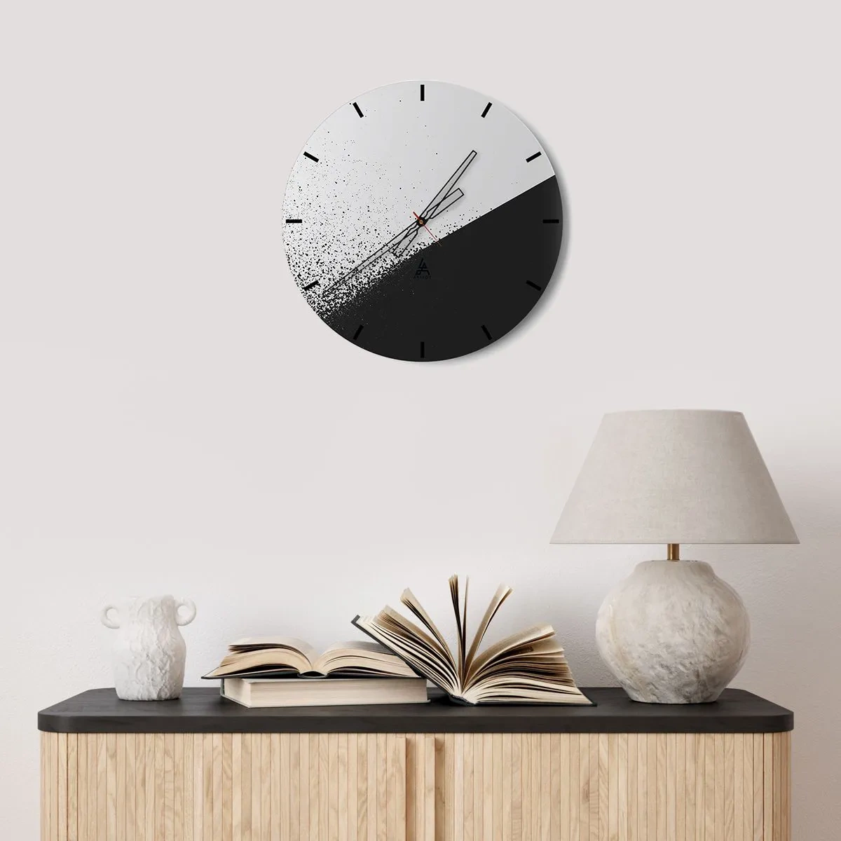 Nástěnné hodiny - Geometrická kompozice v kontrastní černé a bílé - 30x30cm - Rychleji a rychleji, více a více - Moderní nástěnná dekorace do obývacího pokoje, kuchyně a ložnice ARTTOR
