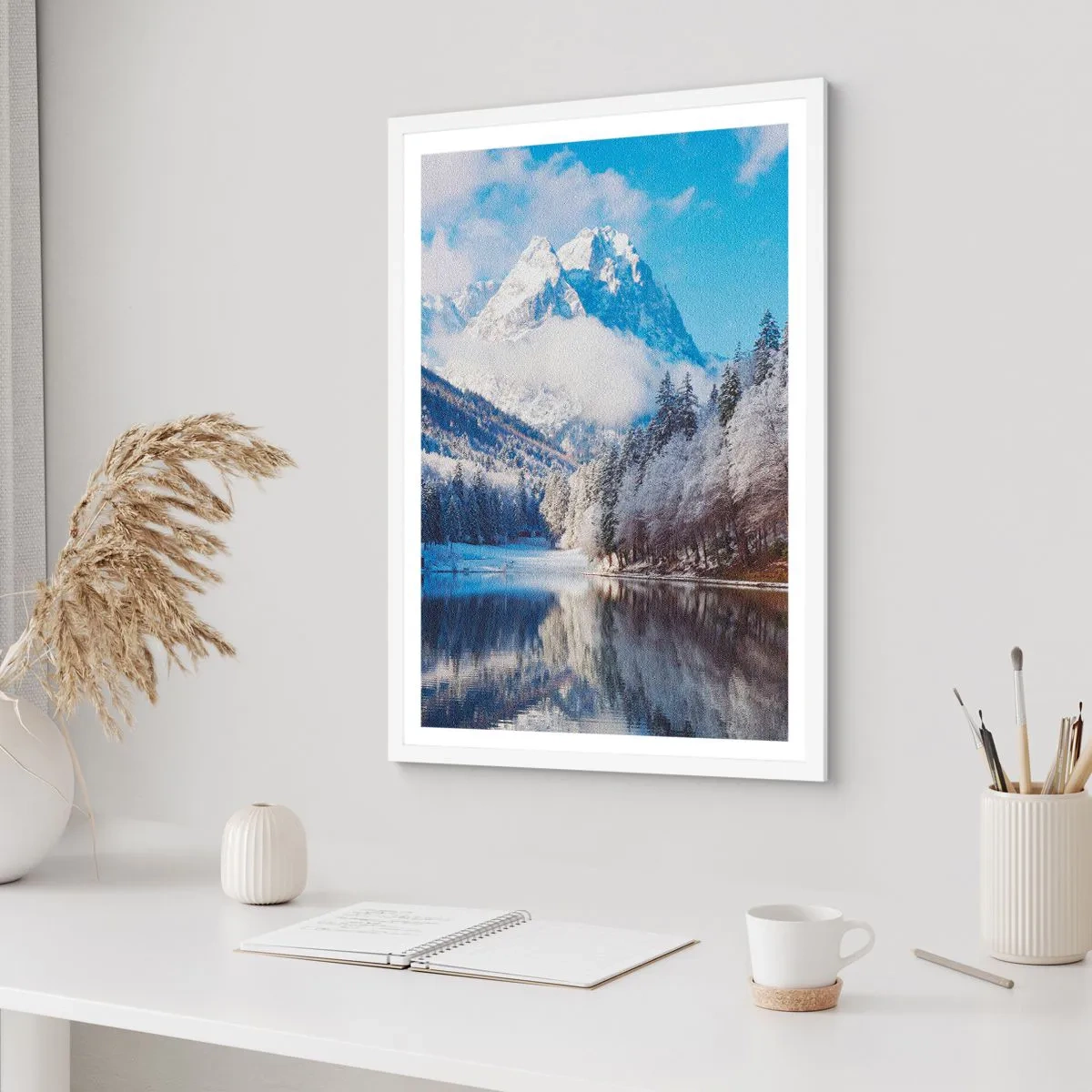 Plakát v bílém rámu - Sněhová stráž - 40x50 cm