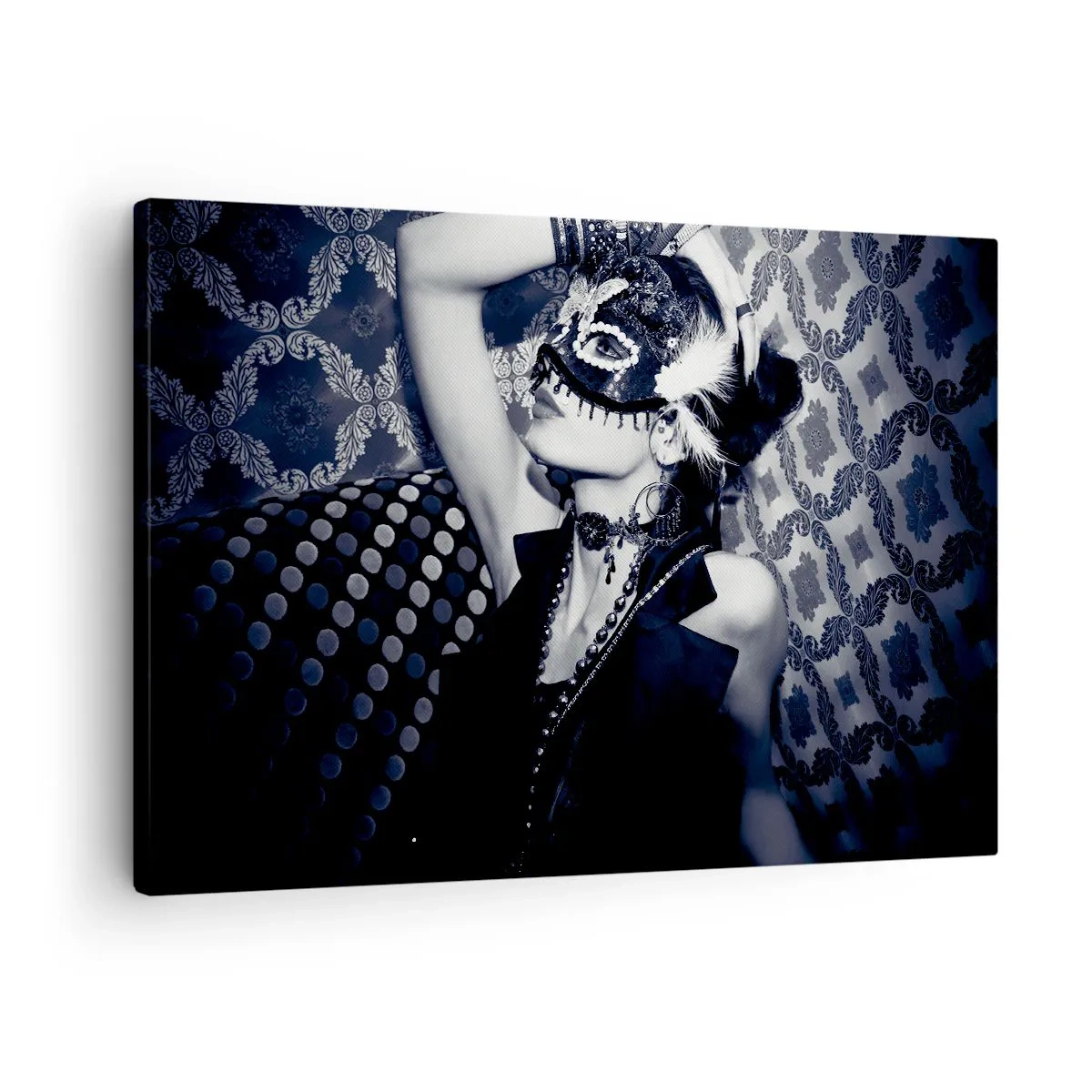 Obraz na plátně - Žena v benátské masce na pozadí zdobených vzorů. - 70x50cm - Dekorace, ozdoby, vzory… - Moderní nástěnná dekorace do obývacího pokoje a ložnice ARTTOR
