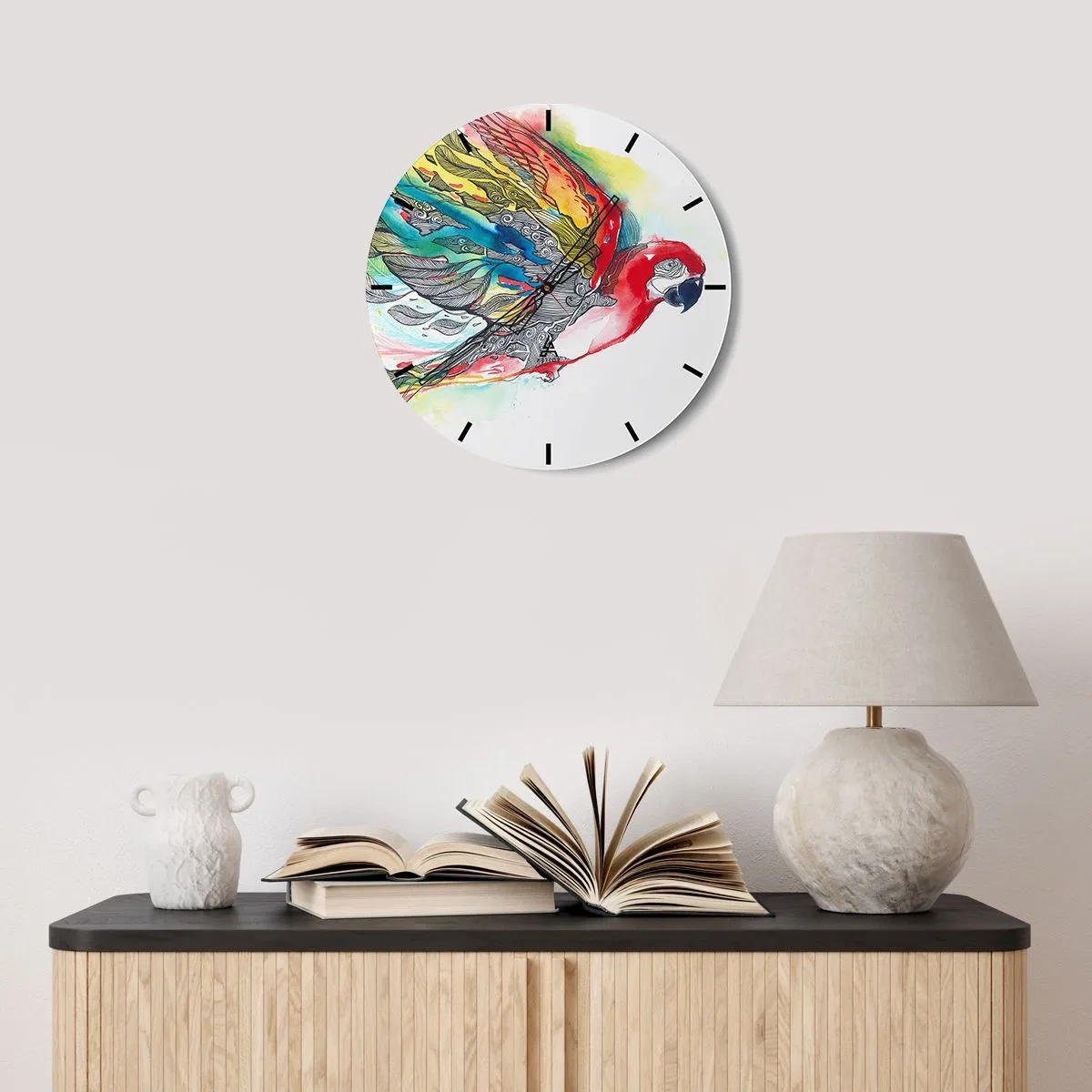 Nástěnné hodiny - Papoušek v intenzivních barvách s ozdobnými vzory na křídlech - 30x30cm - Žij barevně - Moderní nástěnná dekorace do obývacího pokoje, kuchyně a ložnice ARTTOR