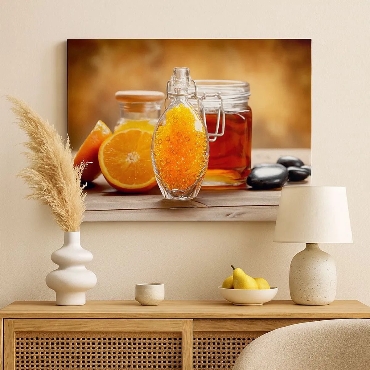 Obraz na plátně - Láhev jantarové tekutiny a čerstvé pomeranče - 70x50cm - Sluneční chutě a aromata - Moderní nástěnná dekorace do obývacího pokoje a ložnice ARTTOR