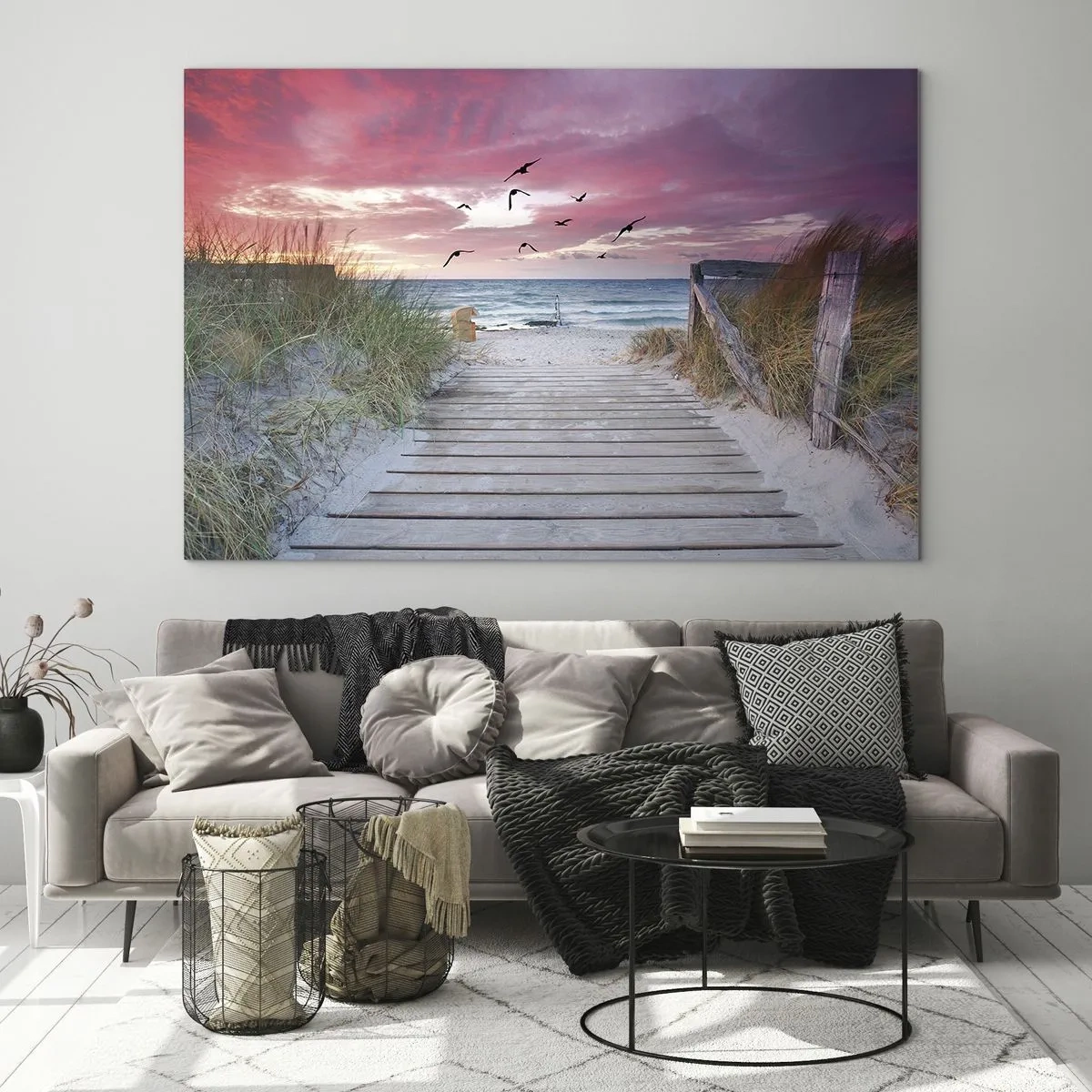 Obraz na skle - Cesta k pláži při západu slunce s létajícími ptáky - 70x50cm - Baltská imprese - Moderní nástěnná dekorace do obývacího pokoje a ložnice ARTTOR