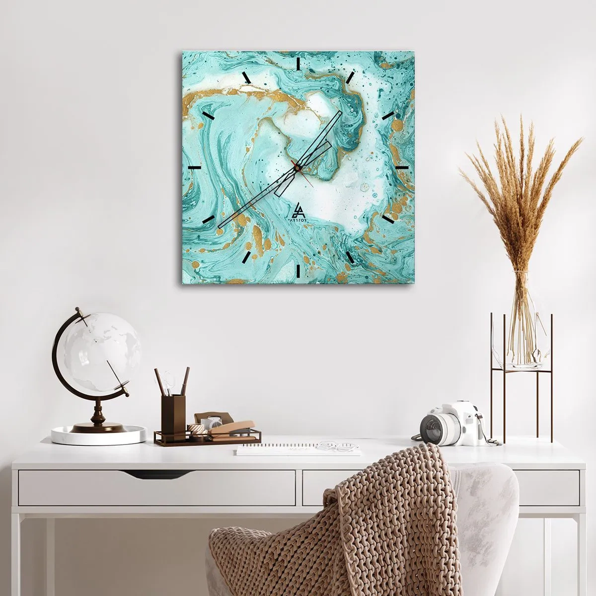 Nástěnné hodiny - Pod velkou vlnou z epochy Edo - 40x40 cm