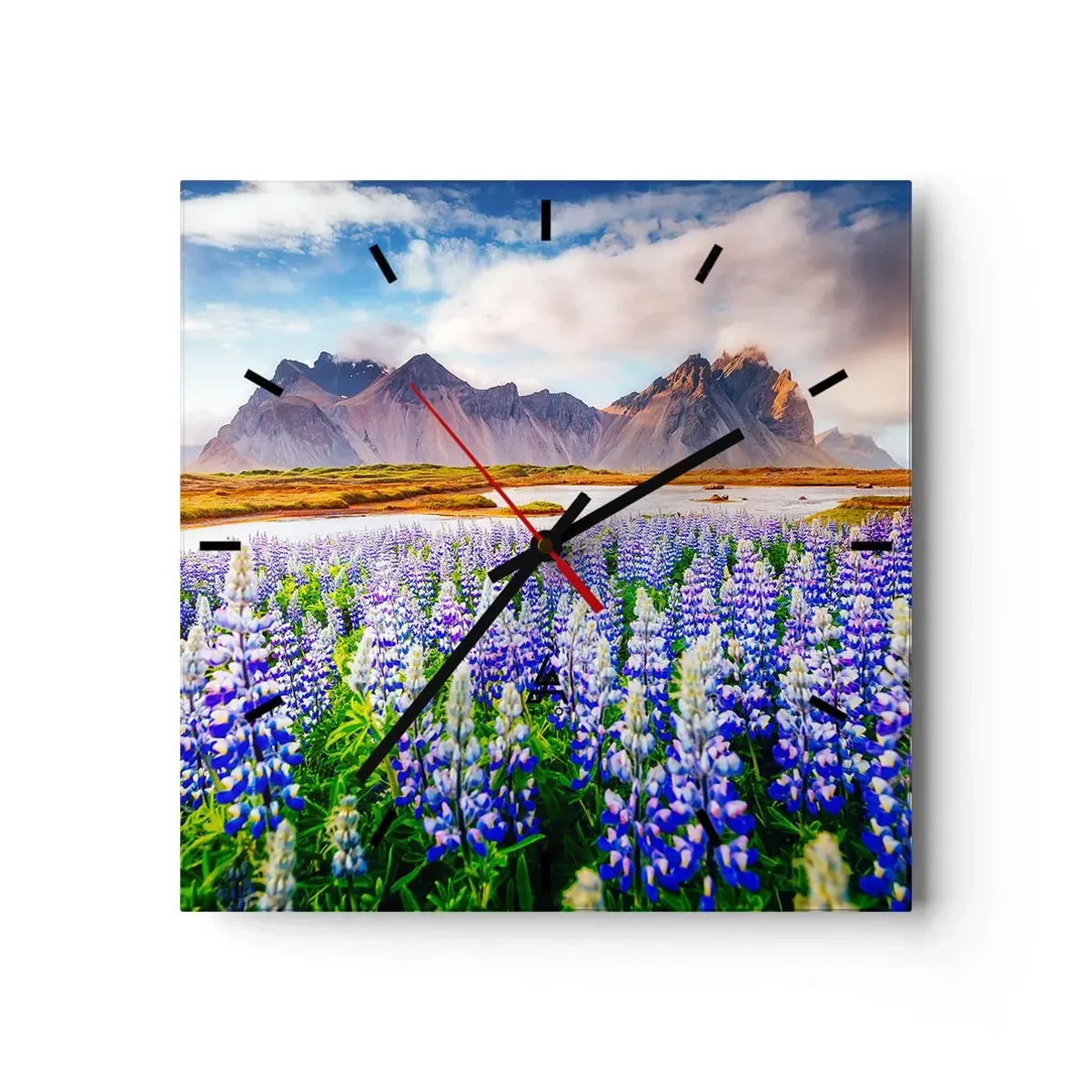 Nástěnné hodiny - Síla a přísnost vedle mírnosti - 40x40 cm