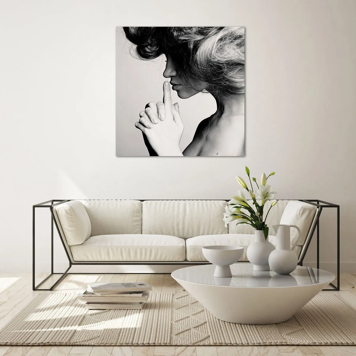 Obraz na skle - Zahleděná do sebe - 70x70 cm