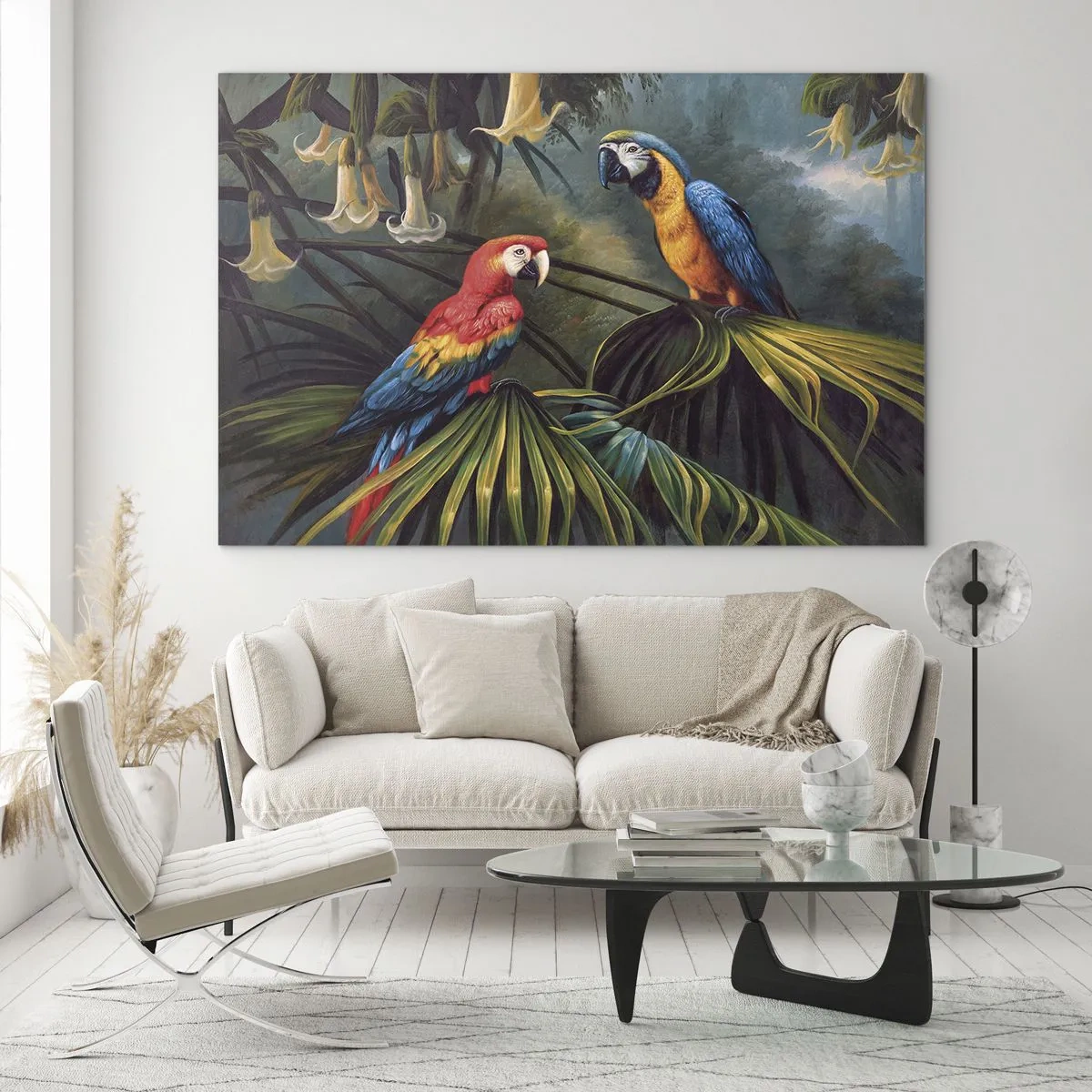 Obraz na skle - Dva barevní papoušci na pozadí tropické džungle - 70x50cm - Romantismus v tropech - Moderní nástěnná dekorace do obývacího pokoje a ložnice ARTTOR
