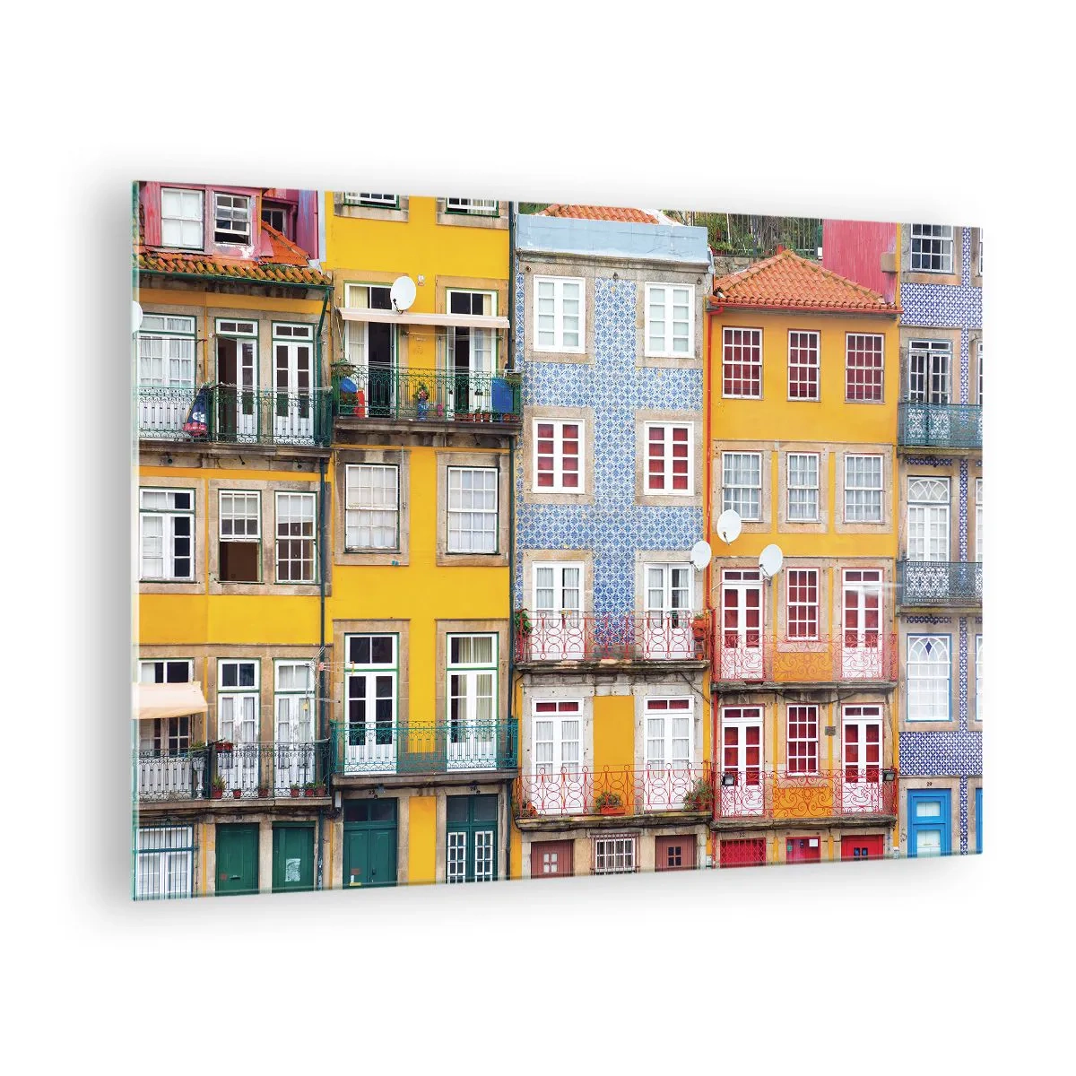 Obraz na skle - Barevné fasády činžovních domů s detaily balkonů - 70x50cm - Barvy starého města - Moderní nástěnná dekorace do obývacího pokoje a ložnice ARTTOR