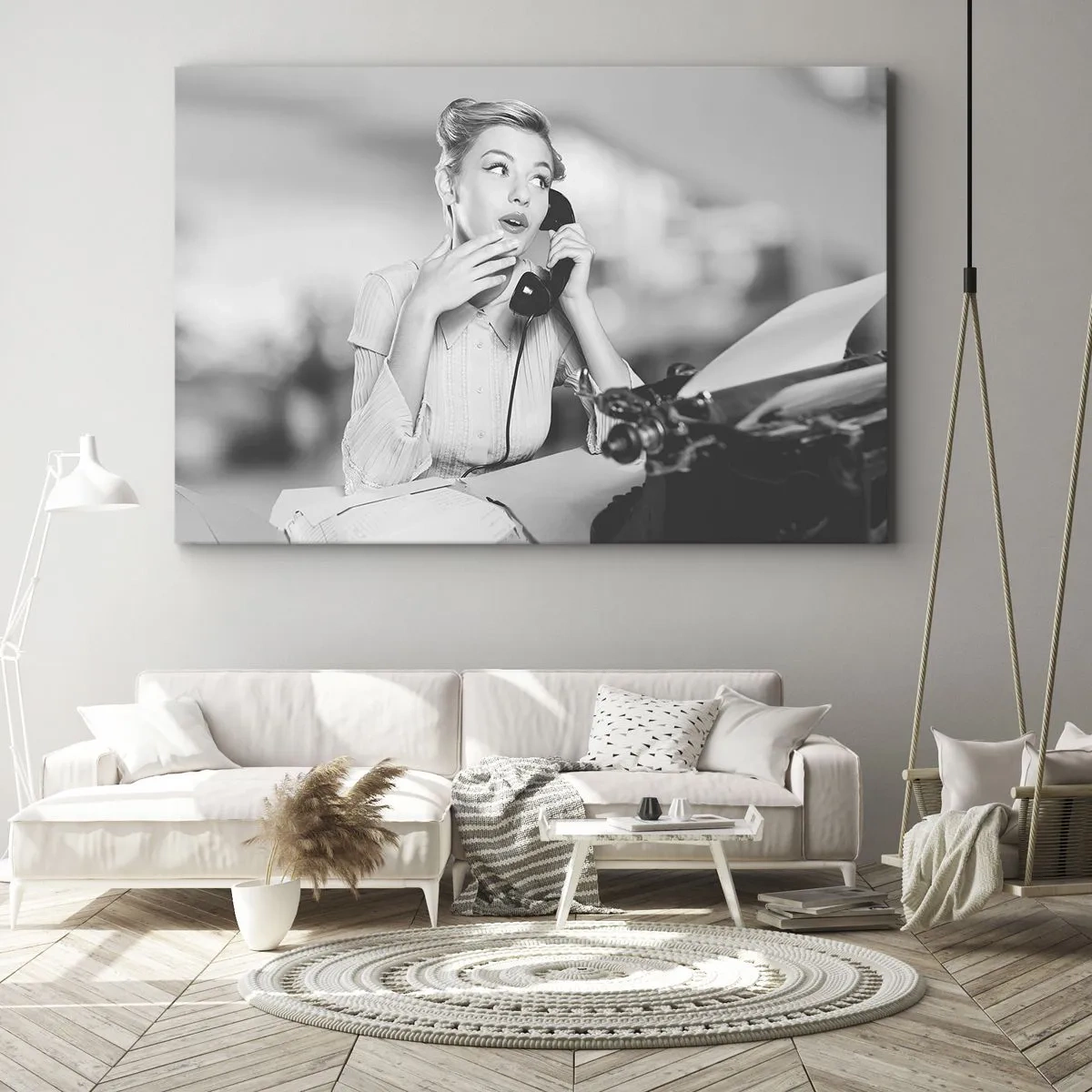 Obraz na plátně - Žena mluvící po telefonu u psacího stroje - 70x50cm - Halo, tady jsou 50. léta. - Moderní nástěnná dekorace do obývacího pokoje a ložnice ARTTOR