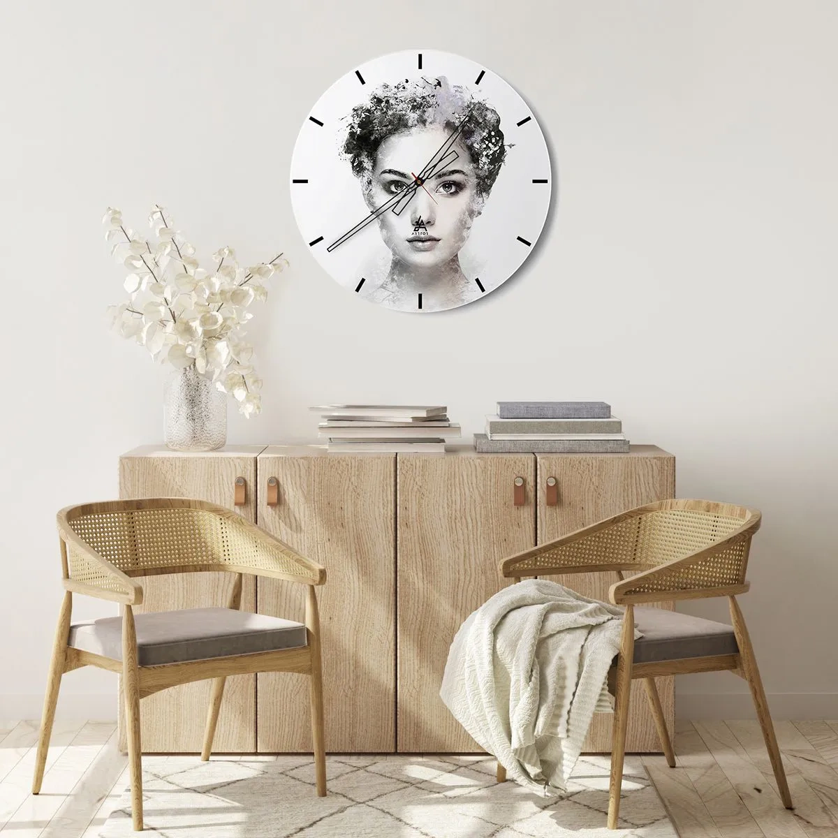 Nástěnné hodiny - Umělecký portrét ženy s efekty rozmazání a textury - 30x30cm - Velmi stylový portrét - Moderní nástěnná dekorace do obývacího pokoje, kuchyně a ložnice ARTTOR