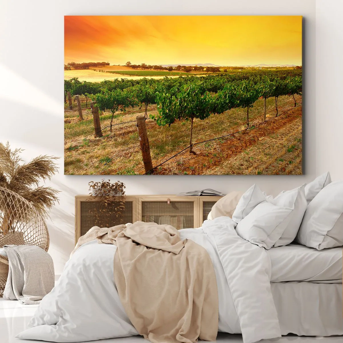 Obraz na plátně - Vinice na plantáži při zlatavém západu slunce - 70x50cm - Napít se slunce - Moderní nástěnná dekorace do obývacího pokoje a ložnice ARTTOR