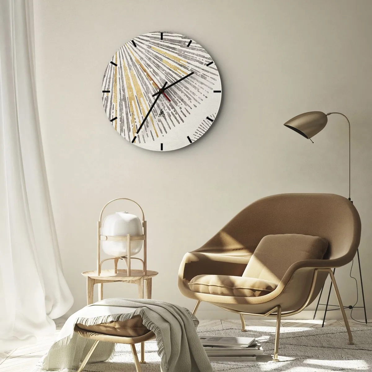 Nástěnné hodiny - Zářivé linky ve zlaté a šedé barvě na světlém pozadí - 30x30cm - Krása paprsku - Moderní nástěnná dekorace do obývacího pokoje, kuchyně a ložnice ARTTOR
