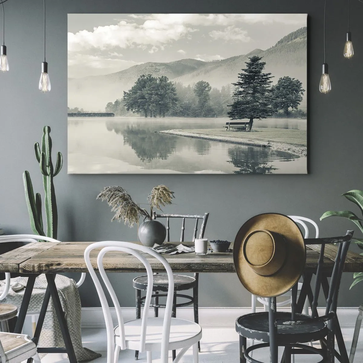 Obraz na plátně - Malebné jezero s lavičkou a mlhou v pozadí - 70x50cm - Jezero ještě spí - Moderní nástěnná dekorace do obývacího pokoje a ložnice ARTTOR
