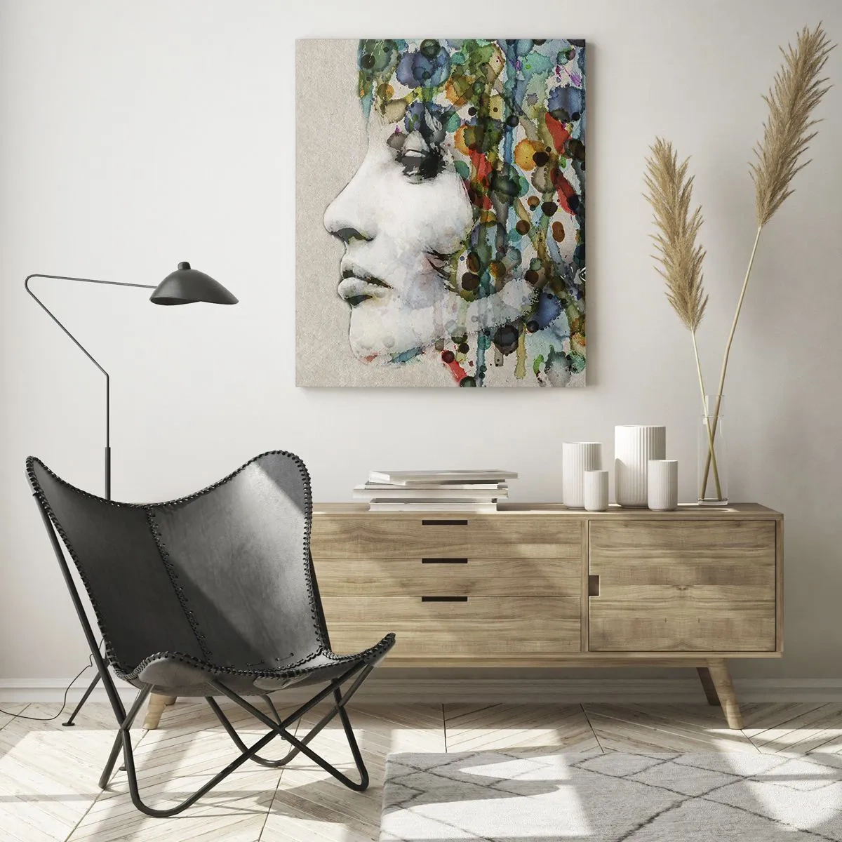 Obraz na skle - Vynořila se z šedi - 50x70 cm