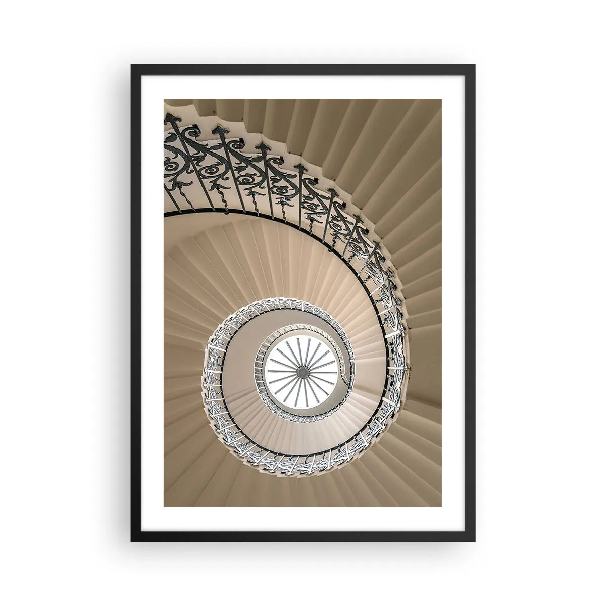 Plakát v černém rámu - Fotografie točitého schodiště s ozdobnou balustrádou - 50x70cm - Uvnitř mušle - Moderní nástěnná dekorace do obývacího pokoje a ložnice ARTTOR