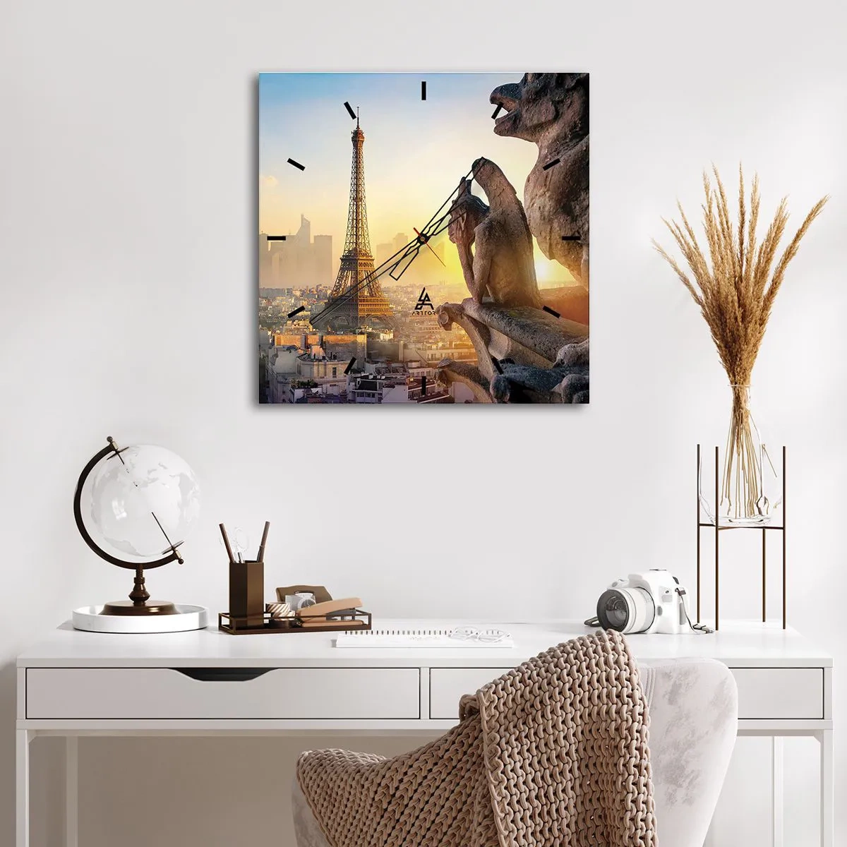 Nástěnné hodiny - Hodně se změnilo… - 40x40 cm