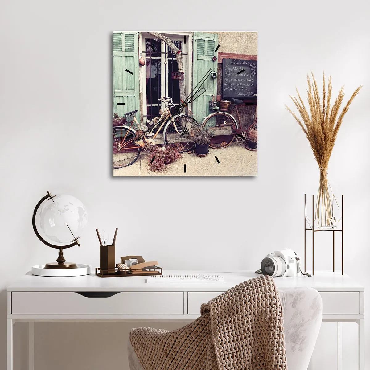 Nástěnné hodiny - Ať žije provincie - 30x30 cm