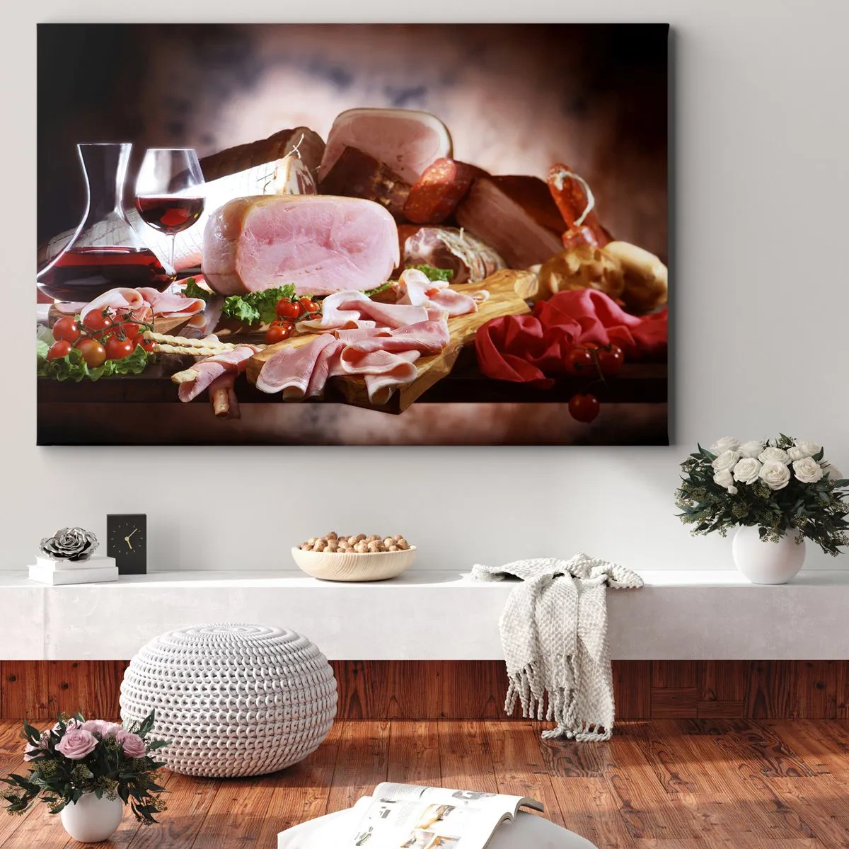 Obraz na plátně - Uzeniny s vínem na rustikálním pozadí - 70x50cm - Kulinární snění s karafou - Moderní nástěnná dekorace do obývacího pokoje a ložnice ARTTOR