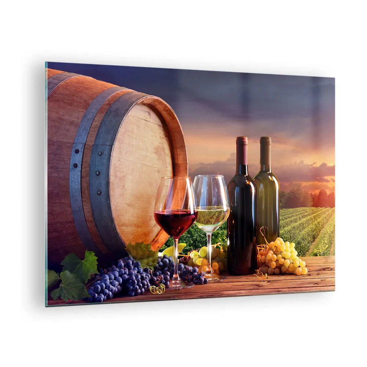 Obraz na skle - Vinná réva, sud a sklenice na pozadí zapadajícího slunce - 70x50cm - Tady má život chuť - Moderní nástěnná dekorace do obývacího pokoje a ložnice ARTTOR