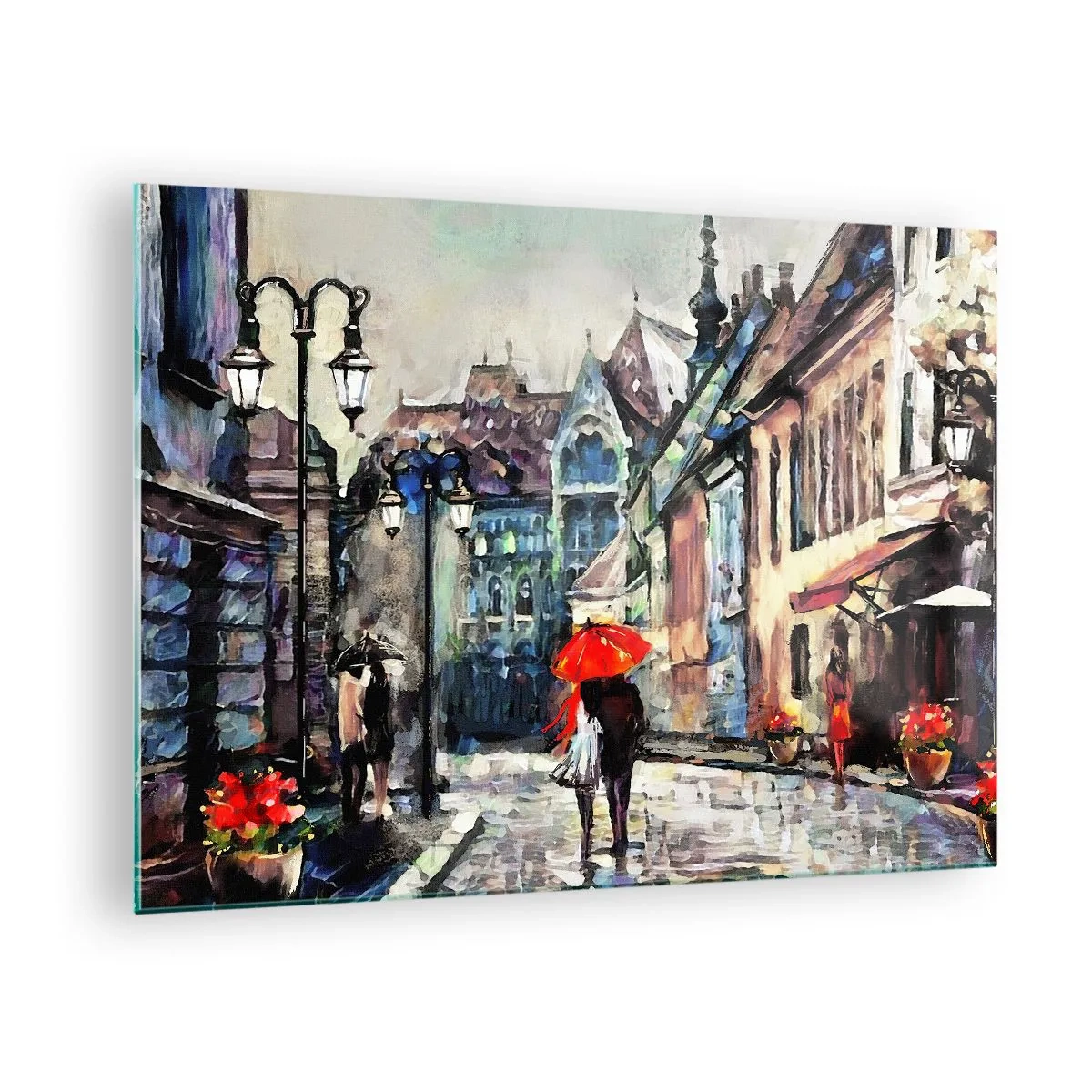 Obraz na skle - Pár pod červeným deštníkem procházející se malebnou ulicí - 70x50cm - Déšť pro dva - Moderní nástěnná dekorace do obývacího pokoje a ložnice ARTTOR