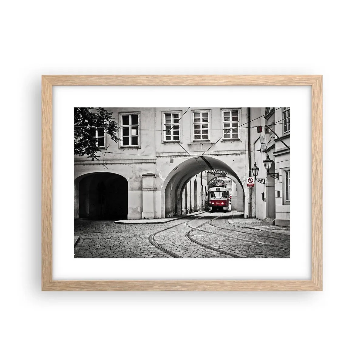 Plakát v rámu světlý dub - Městským labyrintem - 40x30 cm
