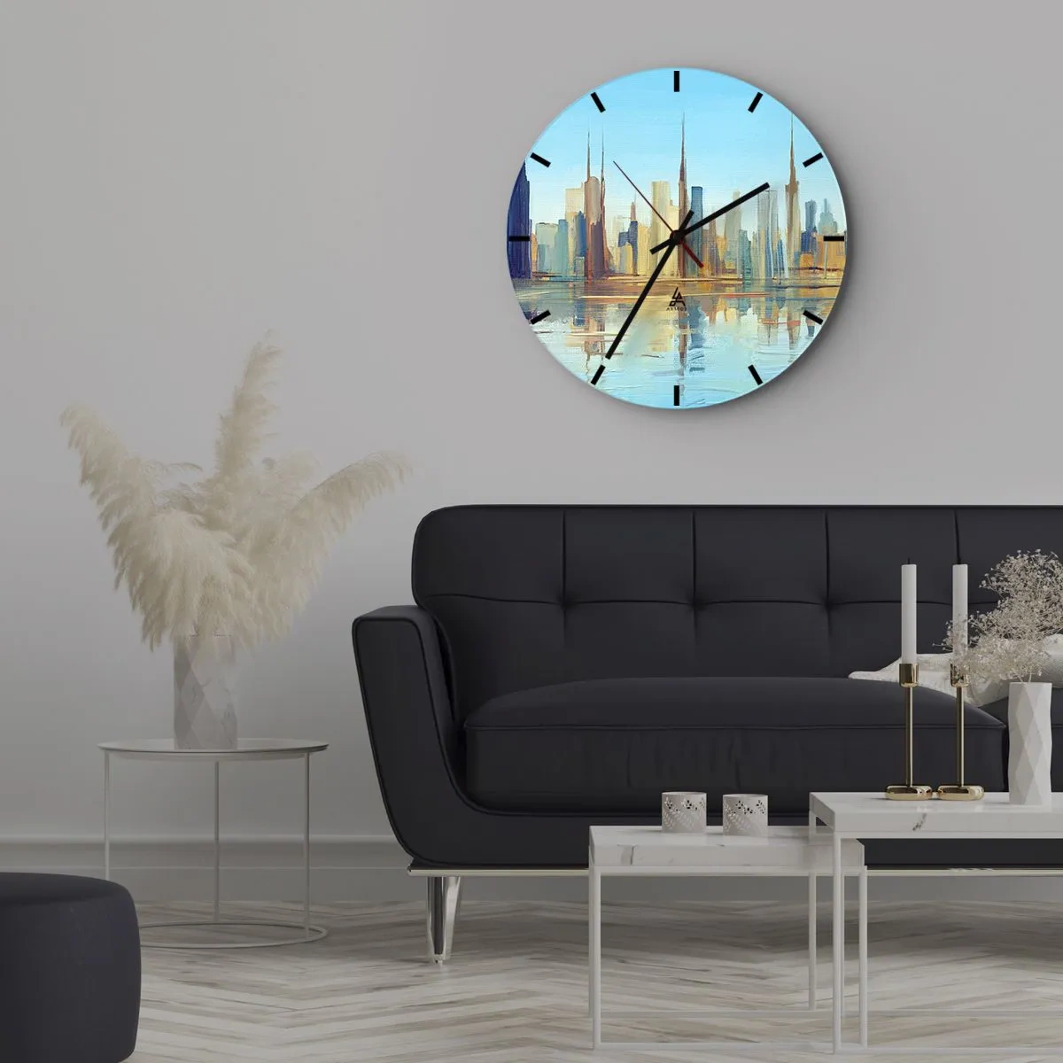 Nástěnné hodiny - Panorama města se odráží ve vodě v jasných tónech - 30x30cm - Prosluněná metropole - Moderní nástěnná dekorace do obývacího pokoje, kuchyně a ložnice ARTTOR