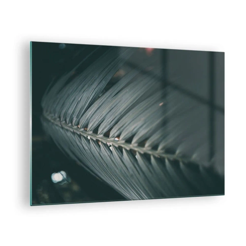 Obraz na skle - Detail tmavě zeleného palmového listu s odrazem světla - 70x50cm - Přesnost přírody - Moderní nástěnná dekorace do obývacího pokoje a ložnice ARTTOR