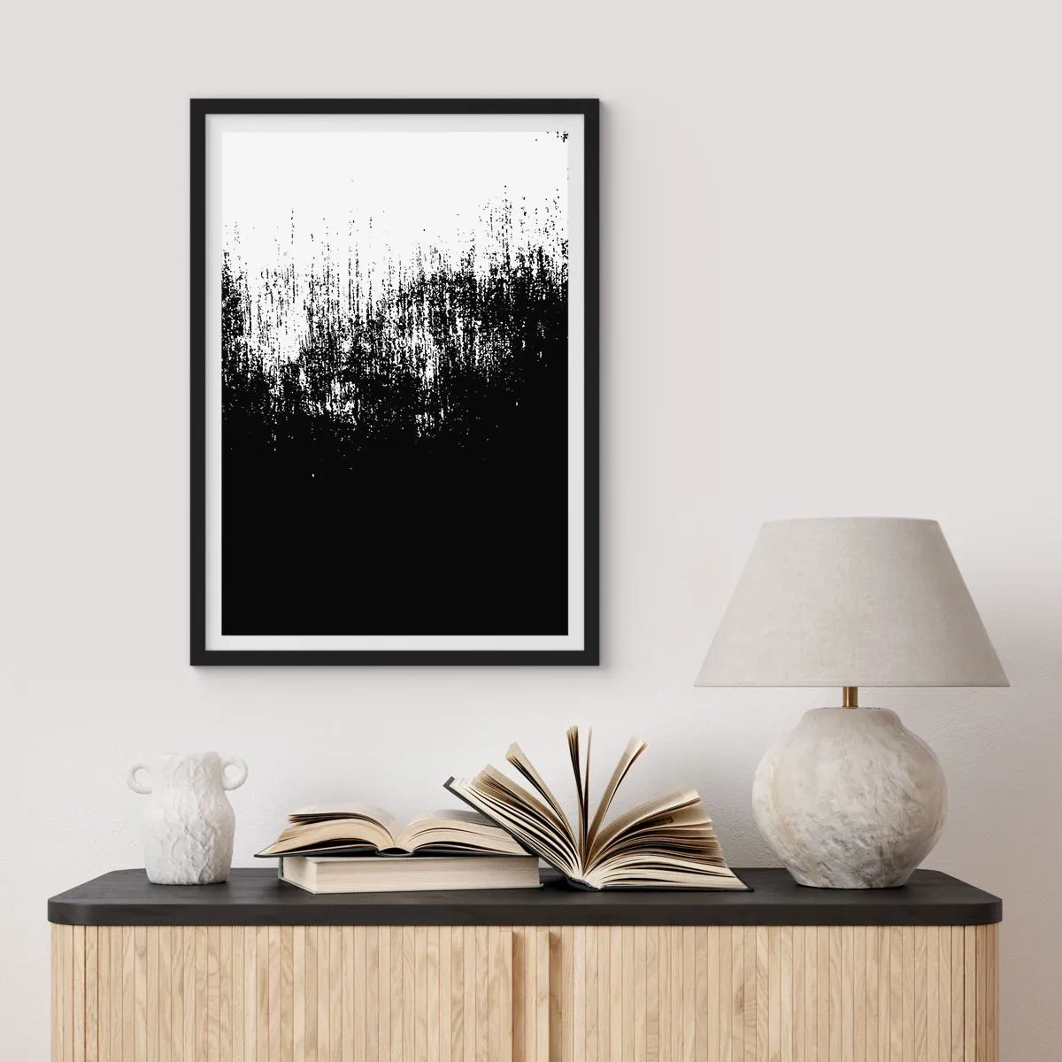 Plakát v černém rámu - Abstraktní kompozice v černé a bílé - 50x70cm - Vítězem se stává… - Moderní nástěnná dekorace do obývacího pokoje a ložnice ARTTOR