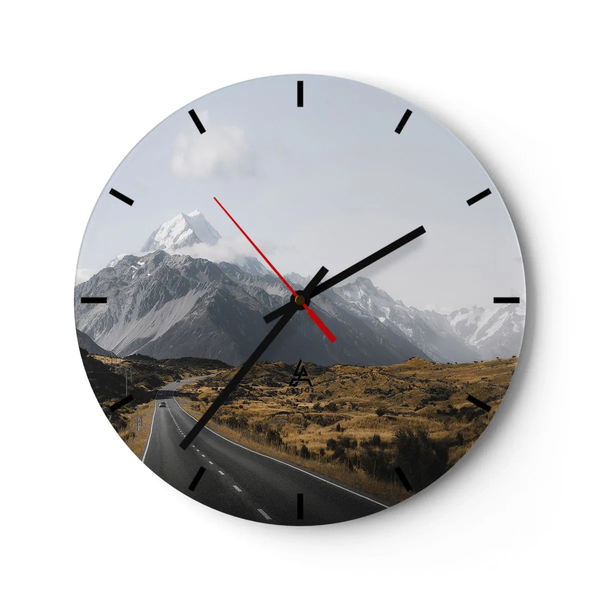 Nástěnné hodiny - Cesta vedoucí k zasněženým horám pod jasnou oblohou - 30x30cm - Cesta do srdce hor - Moderní nástěnná dekorace do obývacího pokoje, kuchyně a ložnice ARTTOR