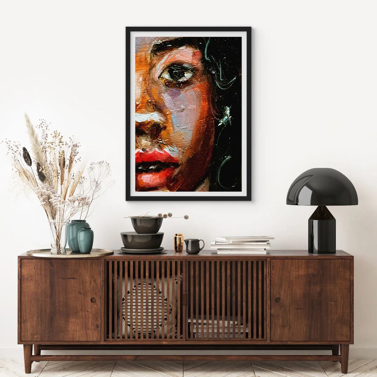 Plakát v černém rámu - Abstraktní portrét ženy v intenzivních barvách s expresivním pohledem. - 50x70cm - Černá a jas - Moderní nástěnná dekorace do obývacího pokoje a ložnice ARTTOR